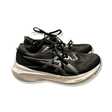 Svarta löparskor från Asics modell Gel-Kayano 30 för dam, storlek 38, fotograferade från sidan mot en vit bakgrund.