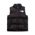 Svart väst från The North Face Teen 1996 Retro Nuptse för barn, fotograferad framifrån mot en vit bakgrund.