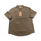 Beige Fjällräven Övik Air Stretch SS-skjorta för herr med korta ärmar och bröstfickor, fotograferad framifrån mot vit bakgrund.