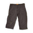 Grå vandringsshorts från Fjällräven för herr, fotograferade framifrån mot en vit bakgrund.