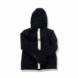 Baksidan av en svart J.Lindeberg Astoria ski jacket dunjacka för dam i storlek L, fotograferad mot vit bakgrund.