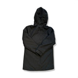 Baksidan av en svart Helly Hansen Dubliner Parka för herr med huva, fotograferad mot en vit bakgrund.