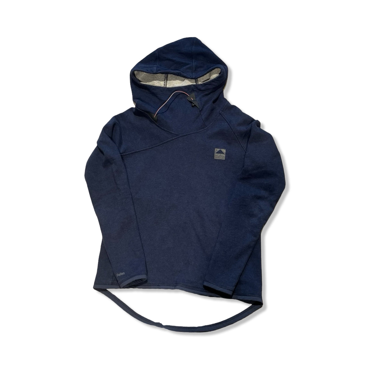 Mörkblå Klättermusen hoodie för dam med hög krage och luva, fotograferad framifrån mot en vit bakgrund.