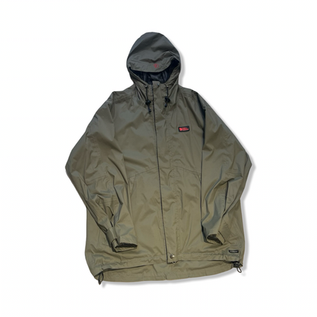 Fjällräven Ruska regnjacka för dam i beige med huva, fotograferad framifrån mot en vit bakgrund.